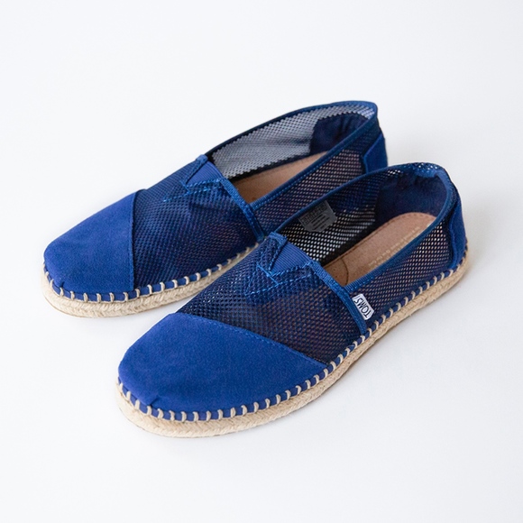 TOMS Shoes - NWT ♡ TOMS Shoes, W9.5, Blue, Hemp Sole, ON SALE!